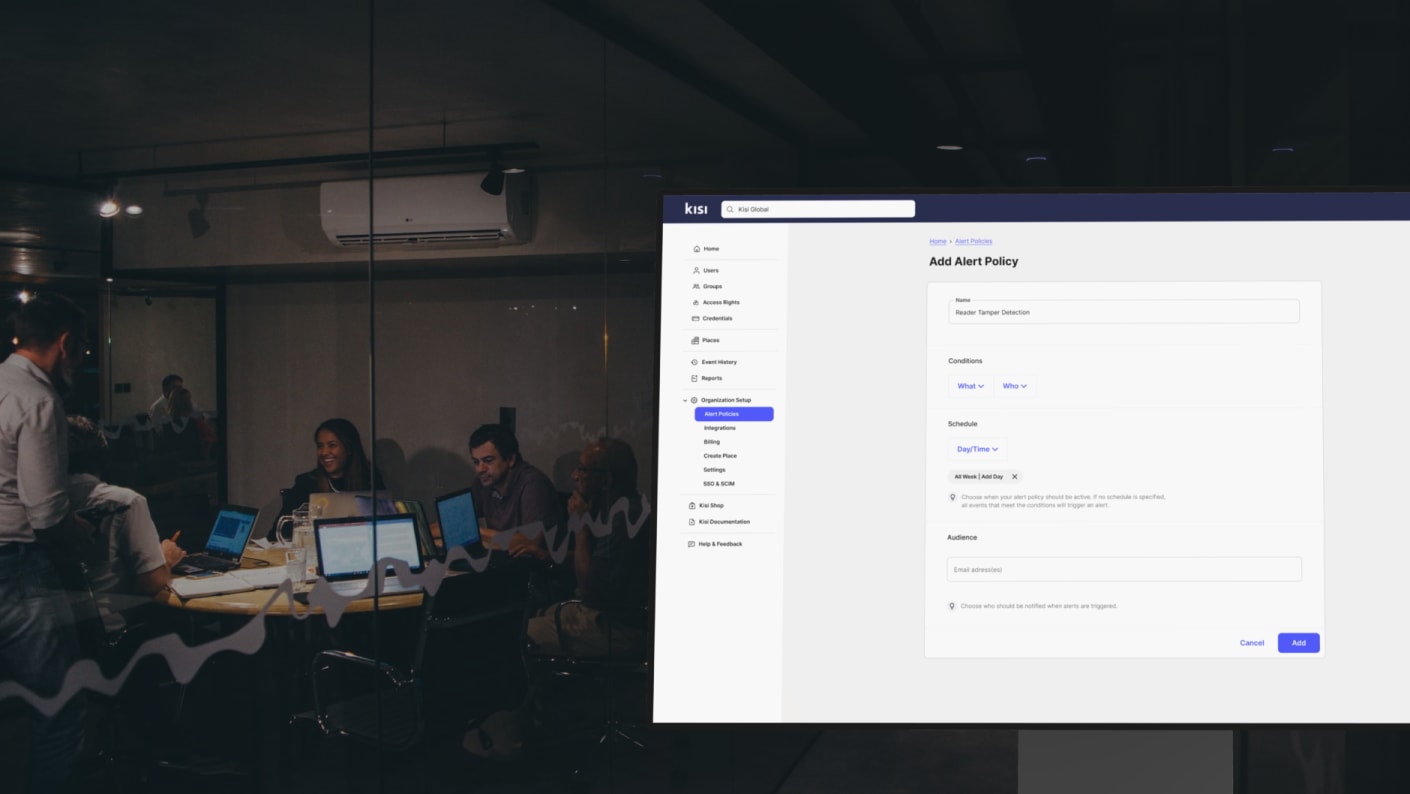 Экран, на котором показаны политики оповещения о контроле доступа Kisi, которые потенциально могут предотвратить кибератаку, демонстрируя конвергенцию технологий безопасности
